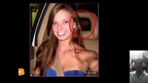 New York Girl Makes Selfie, Something Strange Appears - What Is It?