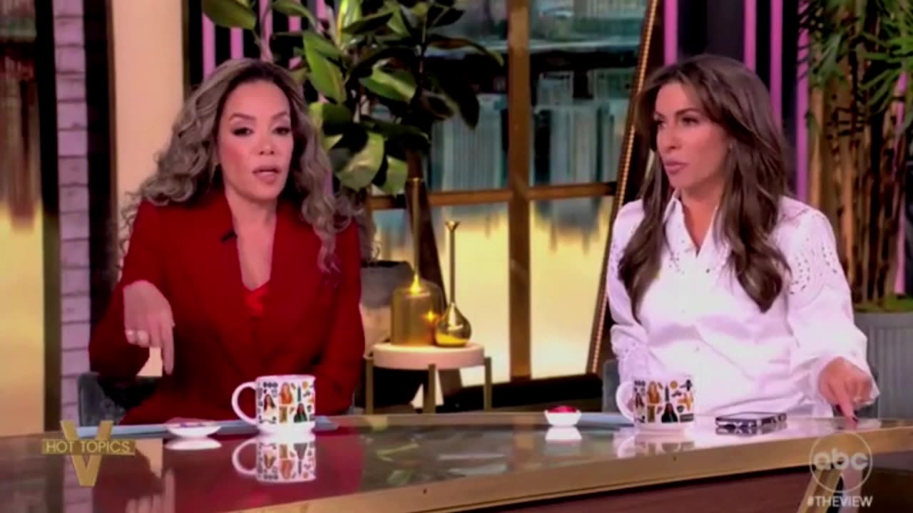 'The View' Praises Rosie O'Donnell for Moving to Ireland to Protest Trump