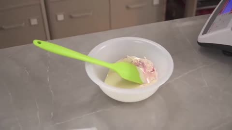 МК💫Как создать шоколадный борт и окрасить белый шоколад