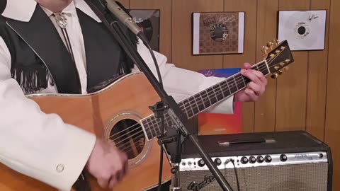 Trent Page plays Bob Luman.