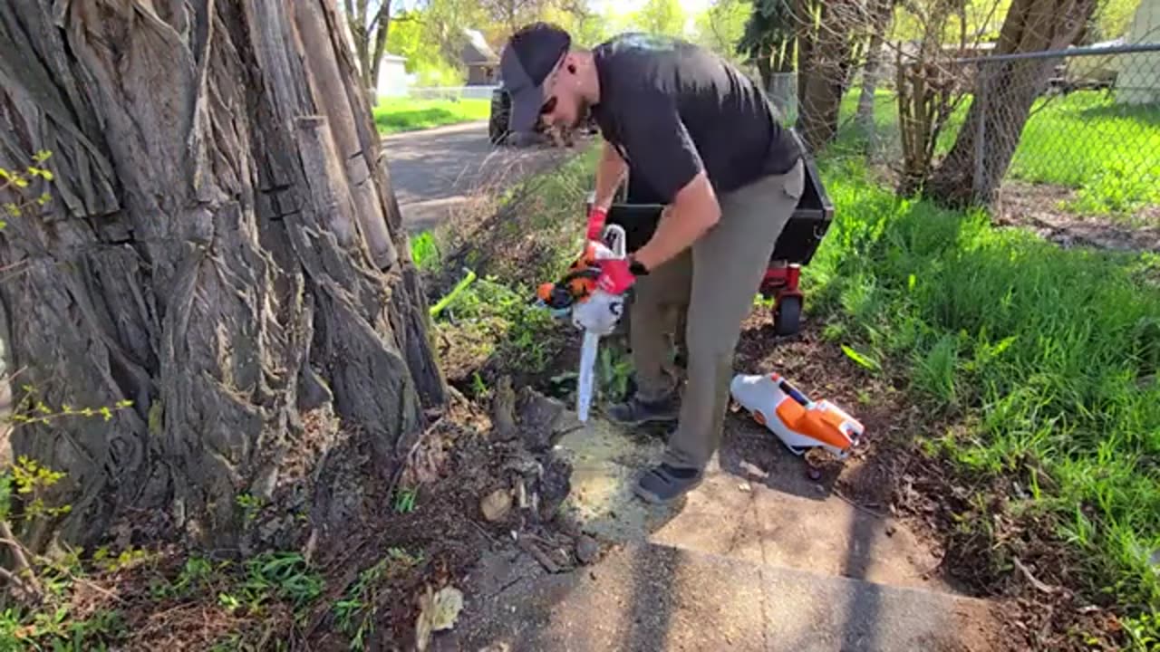 I Felt Like An ARCHEOLOGIST Digging Up This BURIED Sidewalk (Neighbors SHOCKED)_part4