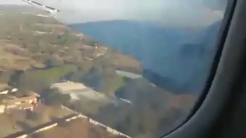 Un passager filme le crash d'un avion