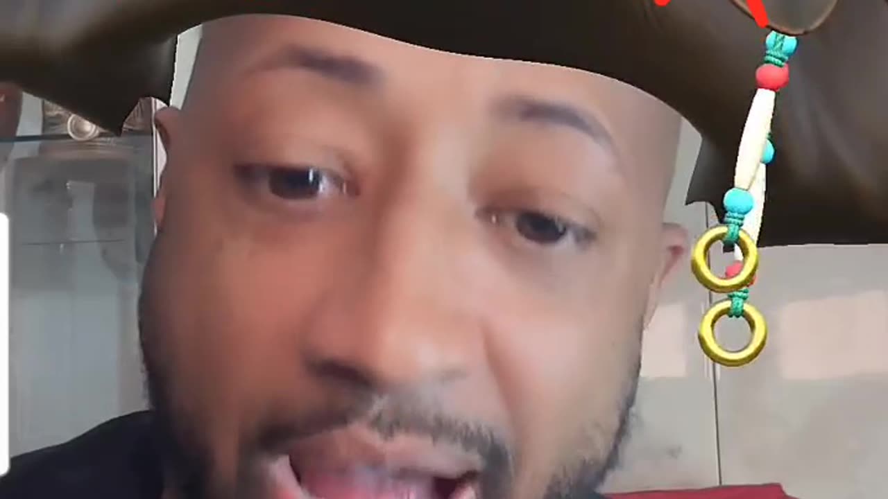 YO TRINA B DOPEFIEND DOT WAS A CONCUBINE WHO GOT LEFT AT THE ALTER & YOU WERE BORN A BASTARD BECAUSE OF IT GWEN GOT THE RING DOT WAS A BABYMOMMA WHO DIDNT KNOW WHO YOUR DADDY WAS THATS WHY YOU GOT YO MAMMY LAST NAME
