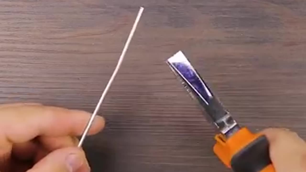 15 MIND-BLOWING HACKS FOR WOMEN