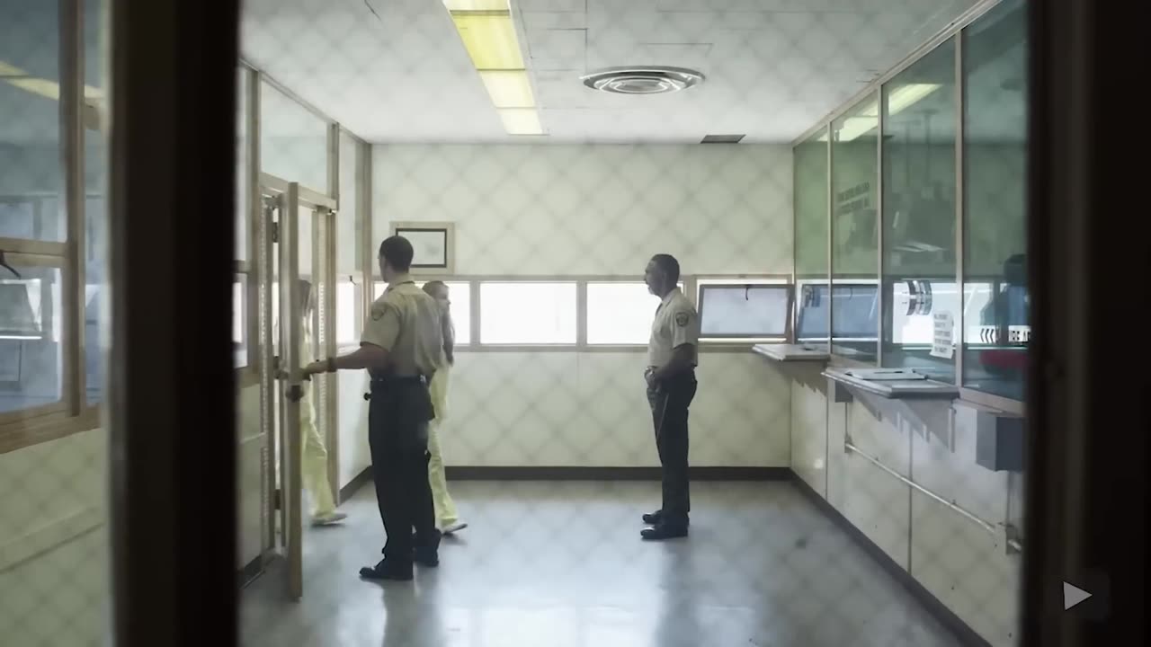 What Happens To DIRTY COPS In Prison? | Former Officers Behind Bars