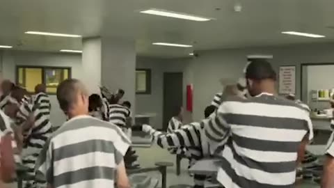 2 prisoners escaped from jail -- _shorts _viral _trending