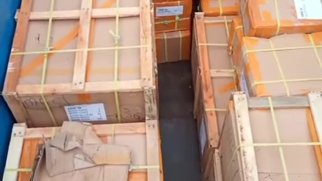 Part 5: "Shipping Chronicles Ep. 5: Successful Drop-Offs & Customer Smiles"