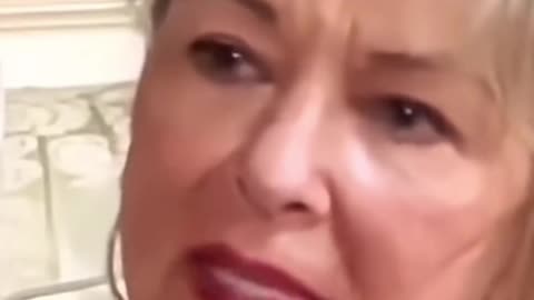 Rosanne Barr talks about Sarah Gilbert