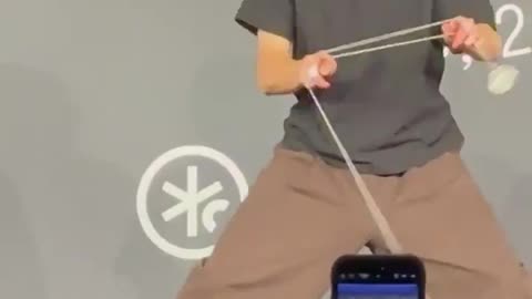 Hajime Miura just clinched his 8th 3A World Yo-Yo Championship title.
