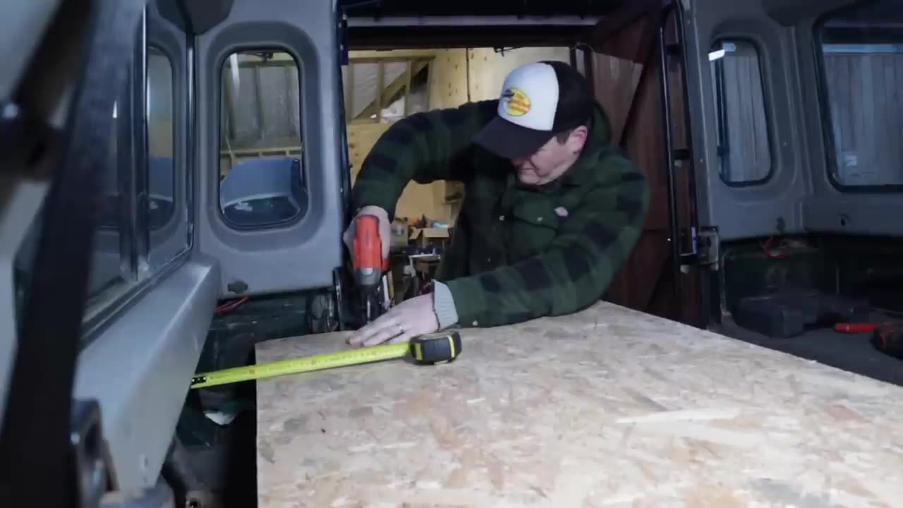 I Built A Budget Defender Camper in 24hrs!