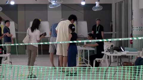 Decisive election win gives Singapore's ruling party strong mandate