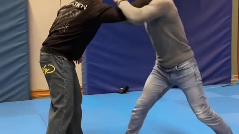 ️Judo throws for self-defense are perfect for clinch situations #judo #selfdefense #judotechnique