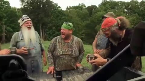 MOUNTAIN MONSTERS - WIGGLETAILS