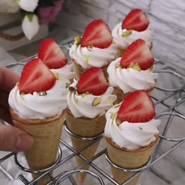 БЕЛКОВО-ЗАВАРНОЙ КРЕМ