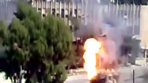 Syrian War Rebels destroy T-72 in Idlib, 2012.06.02