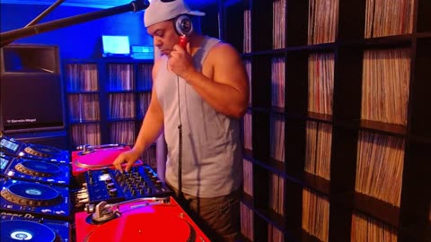 "Jams Outside the Club Norms" with Wil Milton 6.10.25