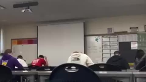 This high school teacher tricked her students