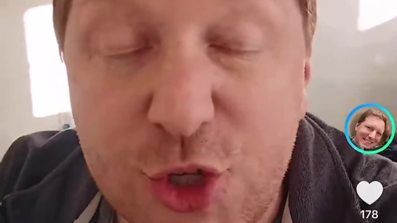 SANTA TRUMP... THE BALLROOM AND MASONISM