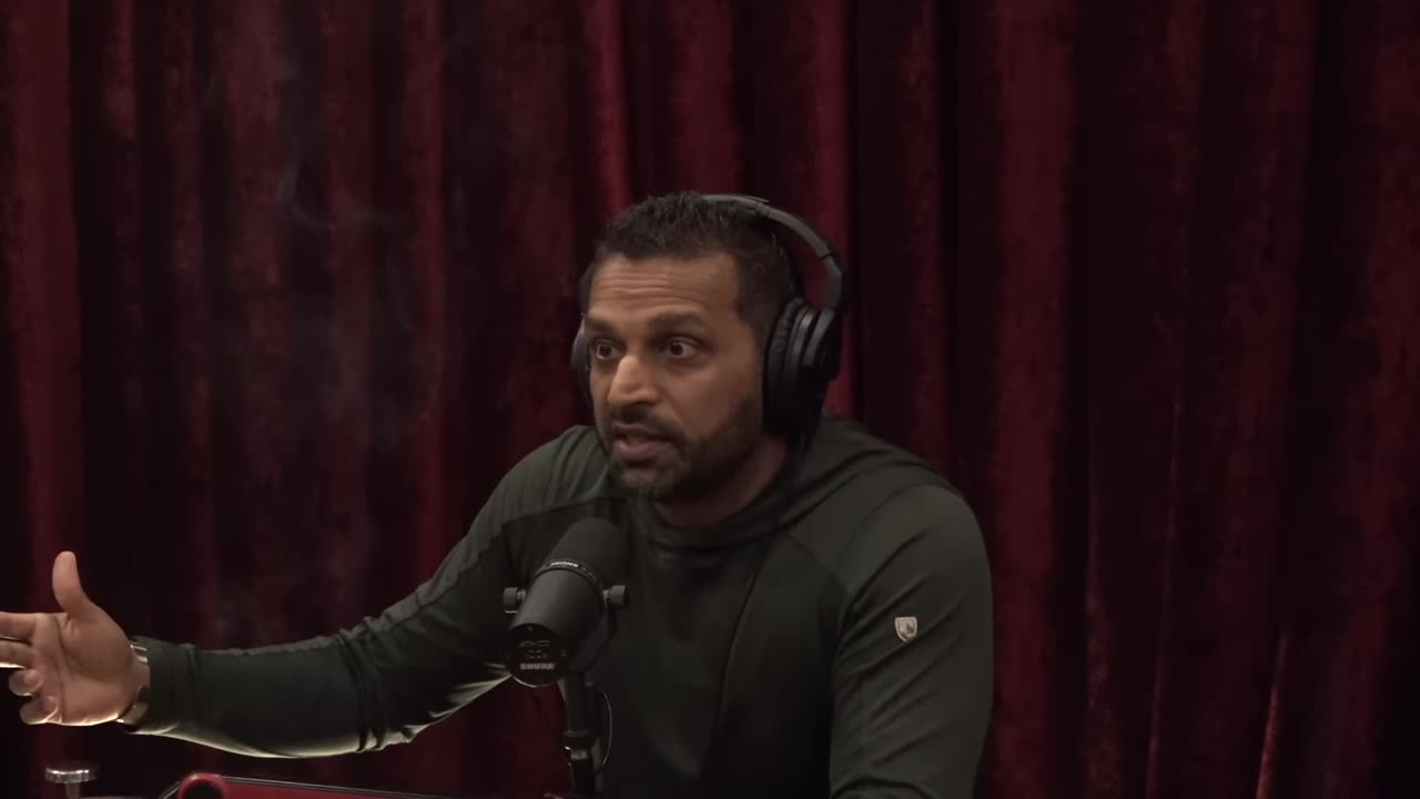 Joe Rogan Experience #2334 - Kash Patel