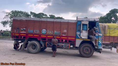 DIESEL CHOR v_s TRUCK DRIVER __ New Funny Comedy Video __ Bindas Fun