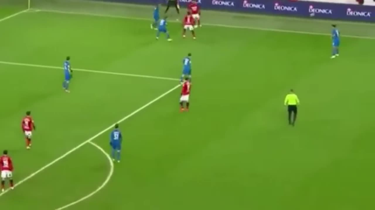 Alex Krαl | Δείτε με τα μάτια σας ποιος είναι ο Κραλ | Είναι 6άρι; Είναι 8άρι; Τι είναι;