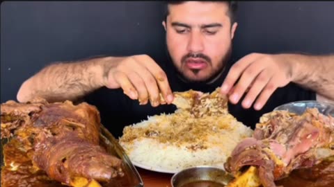 MUKBANG ASMR! Spicy Goat Leg Curry + Rice (CRUNCHY EATING SOUNDS) No Talking