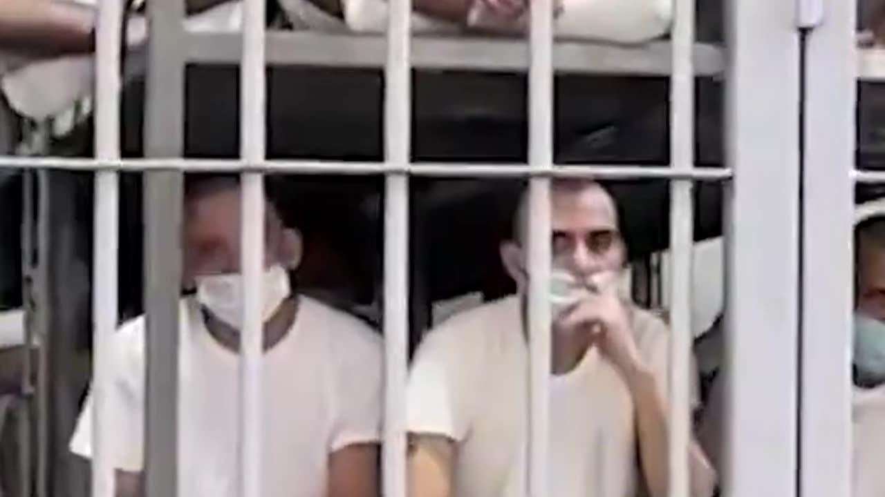 El Salvador Prison