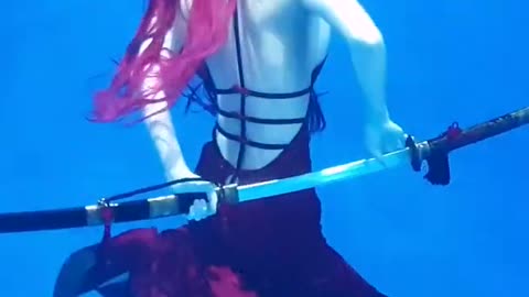 Destiny Child Tiamat Cosplay Underwater Shoot!