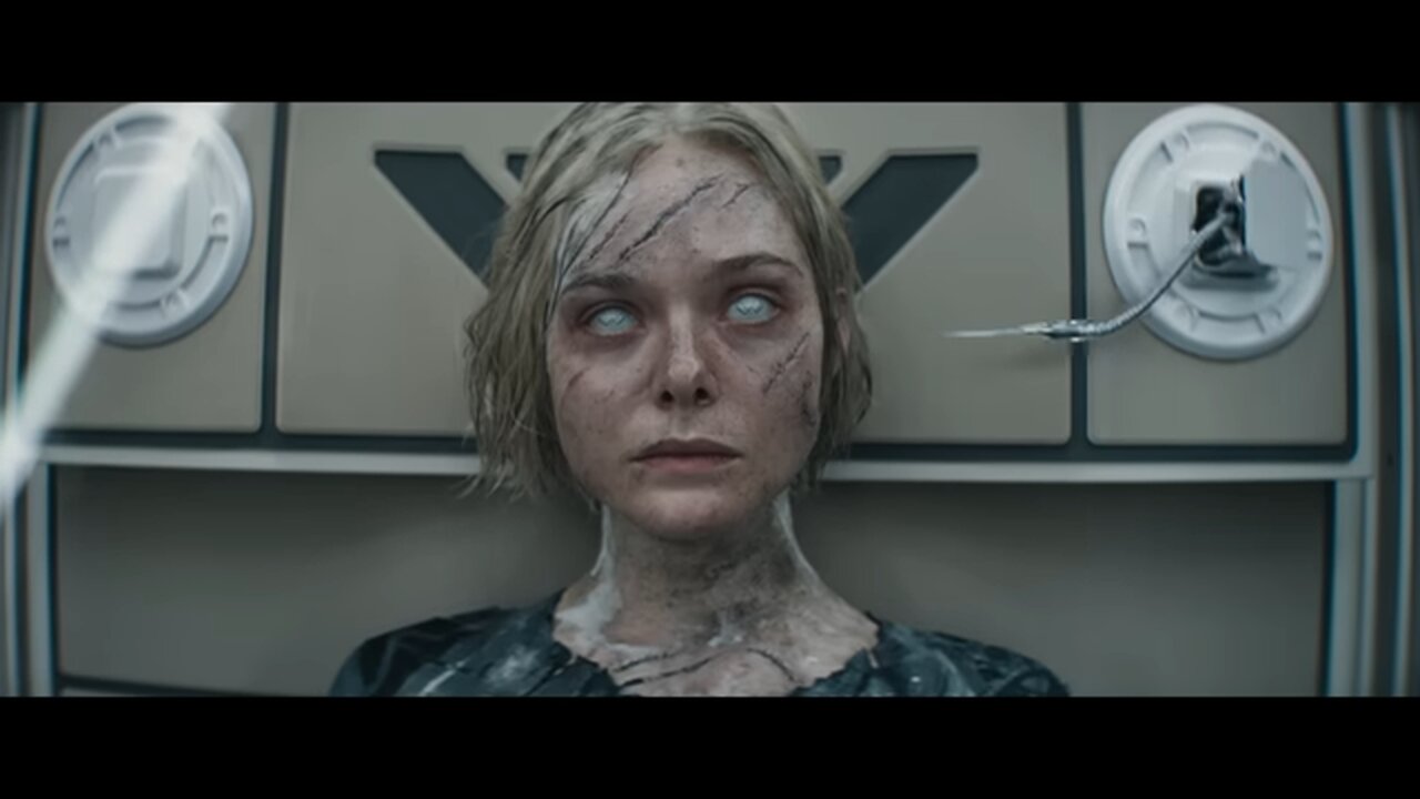 Predator: Badlands | Official Trailer