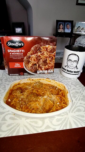 Eating Stouffer's Spaghetti & Meatballs, Dbn, MI, 1/19/26