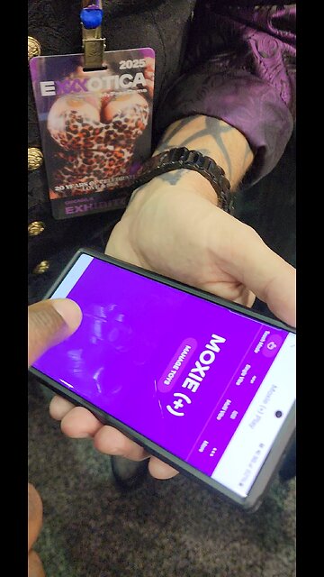 Big Will having some fun with Maria May