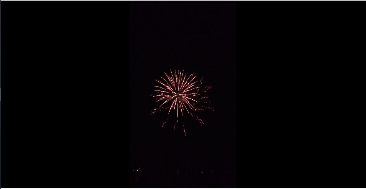 🔥🔥🔥Fireworks🔥🔥🔥 July 4th, 2024 Lake Quassapaug, CT 7 of 17