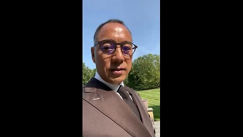 光明会是当年华盛顿最牛的势力，他们的英文名叫Jesus（耶稣），他们的主题是耶稣加零，他们的目的是用神选之子来领导全人类，他们崇拜的人：希特勒、毛泽东、斯大林。七哥十几岁就由一