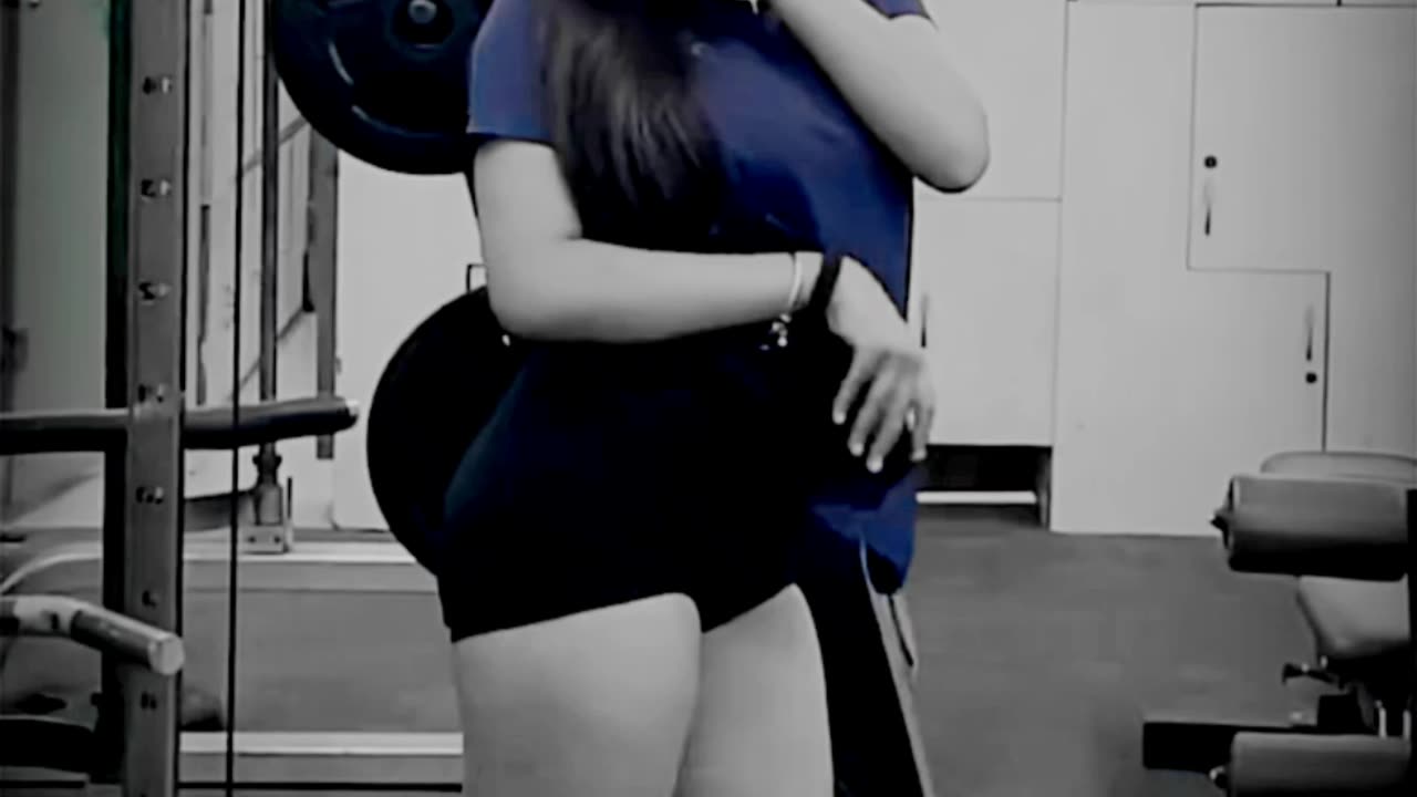 👉 "Boys Feel Shy… But Girls Call It Style!? 🤔🔥"