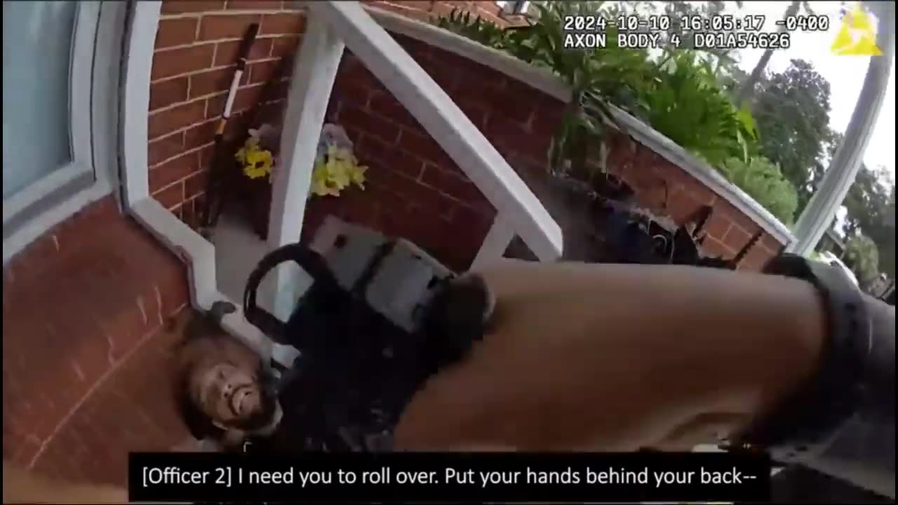Armed Jacksonville Street Thugs on MDA Find Out While Streaming on Facebook Live