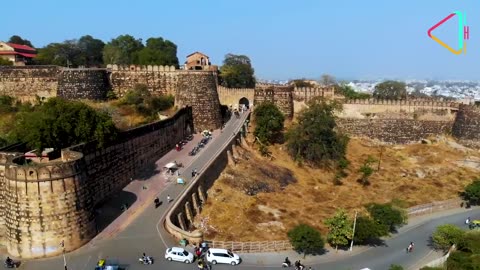 Jhansi ki Rani ki Kahani | Rani Laxmibai - History of Jhansi, Jhansi Fort | Live History