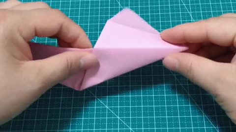 How to Make an Origami Snowman