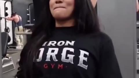 Cinna couldn’t stop MOANING during her workout..