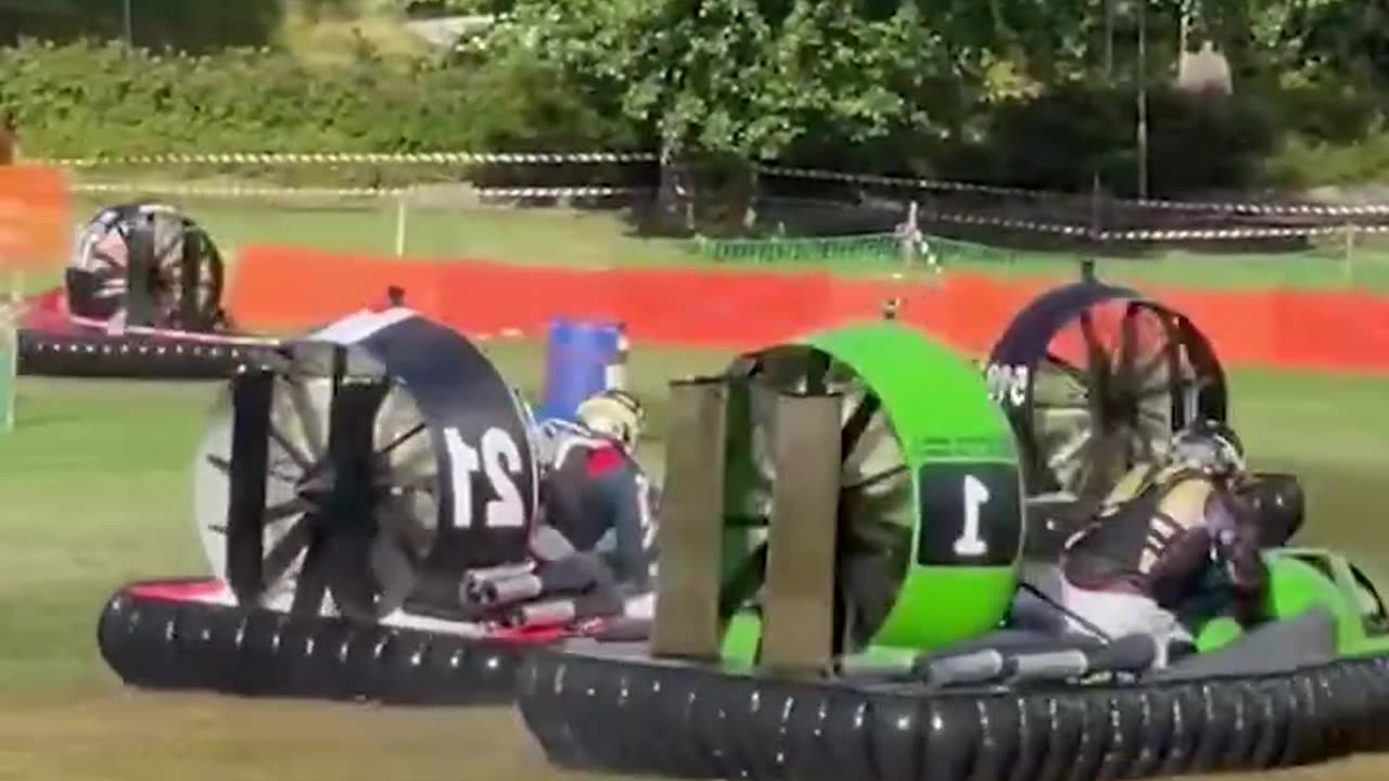 Hovercraft Racing
