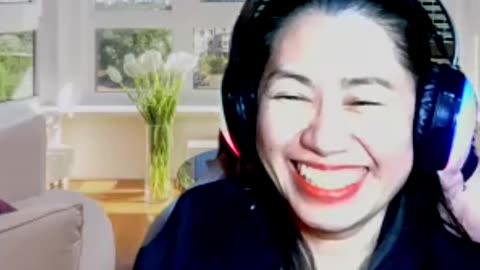 How I Connected with Marie Pelayo on an English Platform