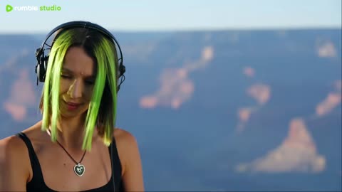Miss Monique @ Grand Canyon (Arizona, USA) [Melodic Techno/ Progressive House DJ Mix]