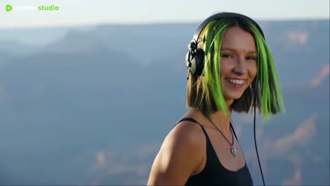 Miss Monique @ Grand Canyon (Arizona, USA) [Melodic Techno/ Progressive House DJ Mix]