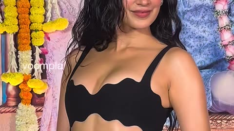 parul gulati seen arriving at kis kisko pyaar karoon 2’s trailer launch