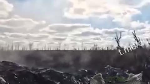 KA-52 Alligator Evades Igla Missile