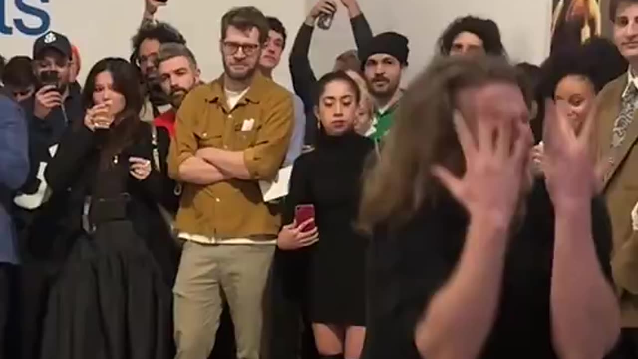 AHAHAHA a fake company set up a fake art show in New York City. Nobody noticed it was satire.