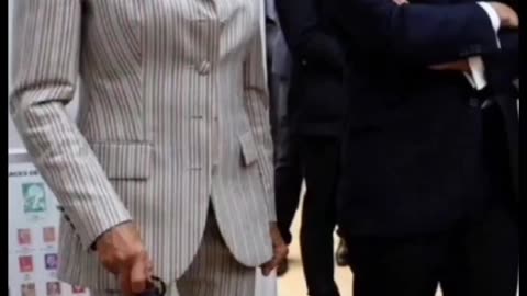 MACRON tu mujer NACIO HOMBRE te reto publicamente ¡