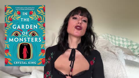 women devouring | mood reading vlog | RISING festival Melbourne | hot chocolate quest begins