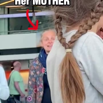 This 5 year old violinist asked me to play Interstellar 😱😱