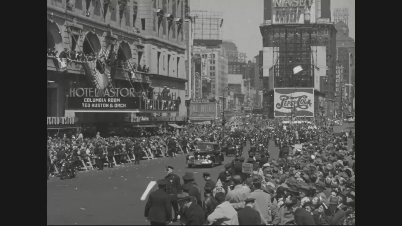 GEN. DOUGLAS MAC... - GEN. DOUGLAS MACARTHUR PARADE, NEW YORK CITY, NEW YORK - 111-lc-30398 HD 2Mbps