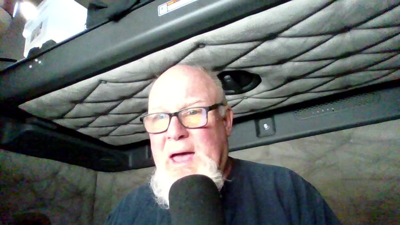 The Wrap Up Smear, Maybe Space Aliens Are Running Everything, Grading the Trump Admin So Far